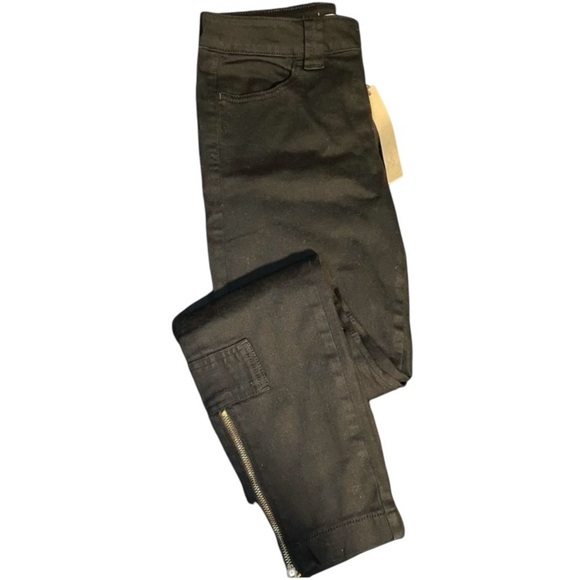 NWT Vince Wash Black Ankle Zip Skinny Jeans - Size 26 - Picture 1 of 7